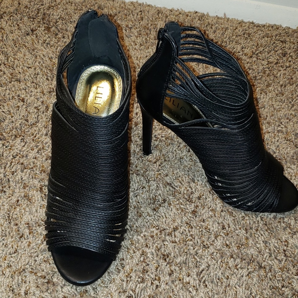 Black open toe ankle heels